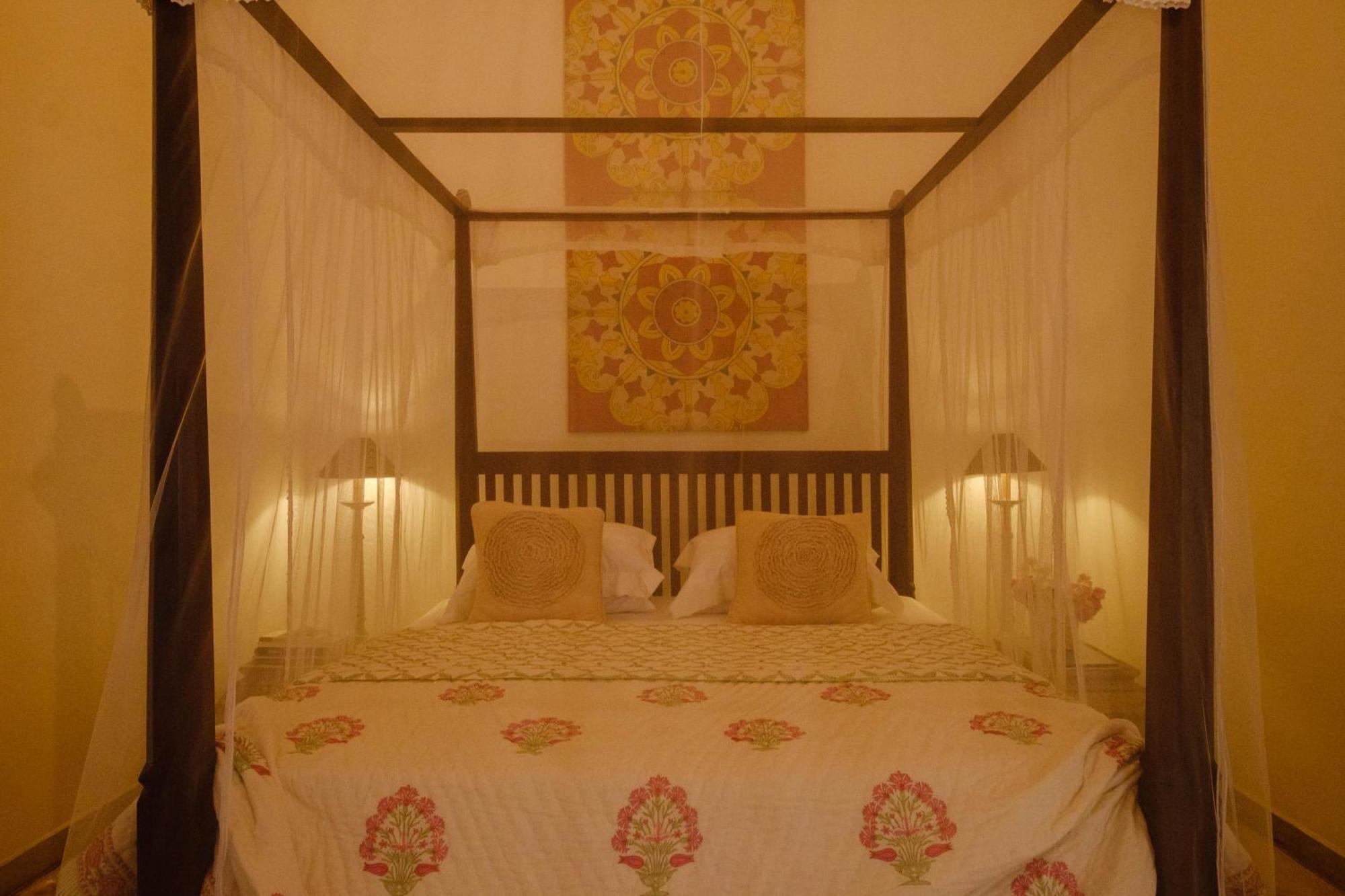 Treasure Rock Bed & Breakfast Kirinda  Exterior photo